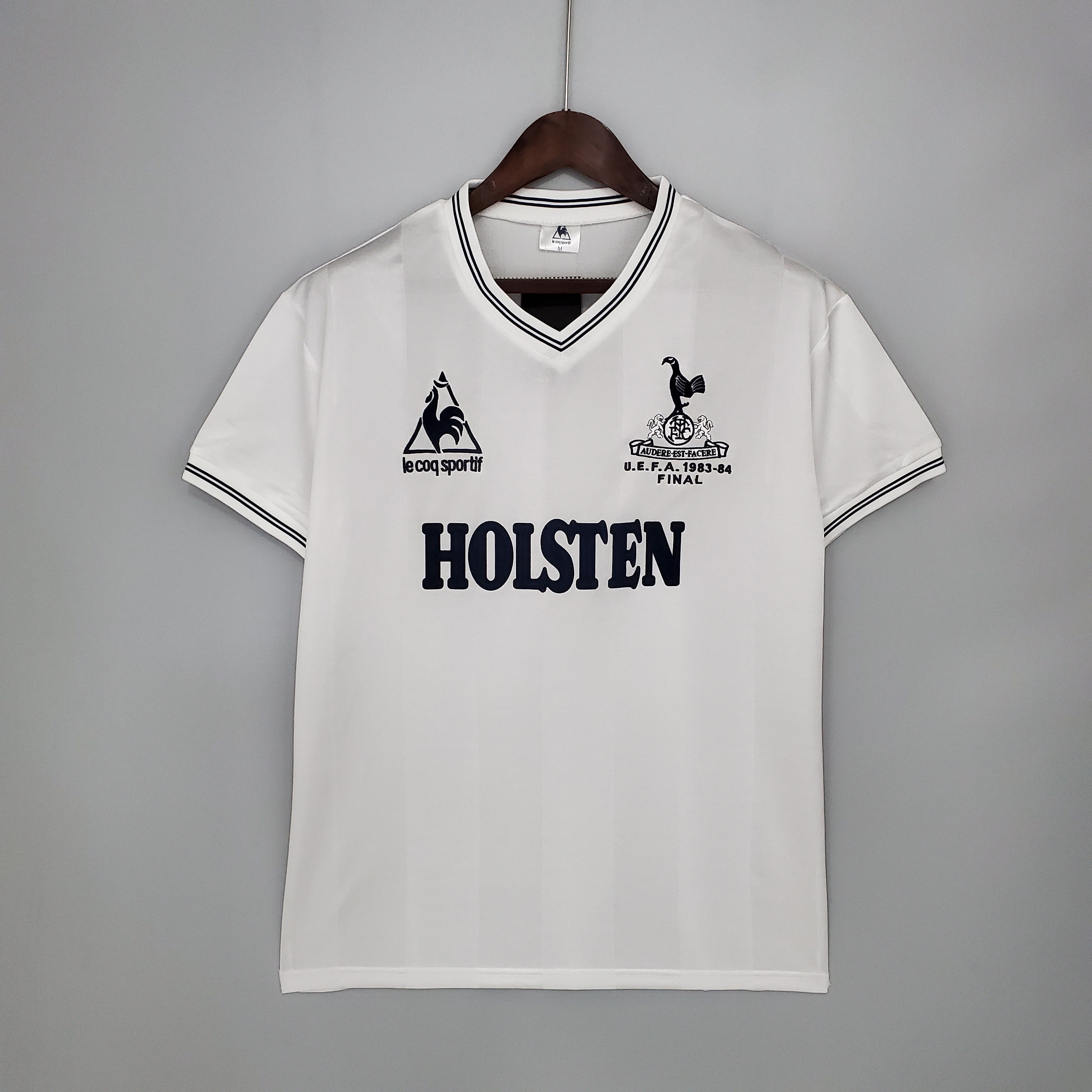 Camiseta retro de Tottenham 83/84
