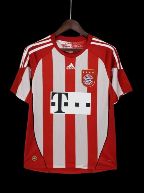 Bayern Munich Retro Jersey 10/11