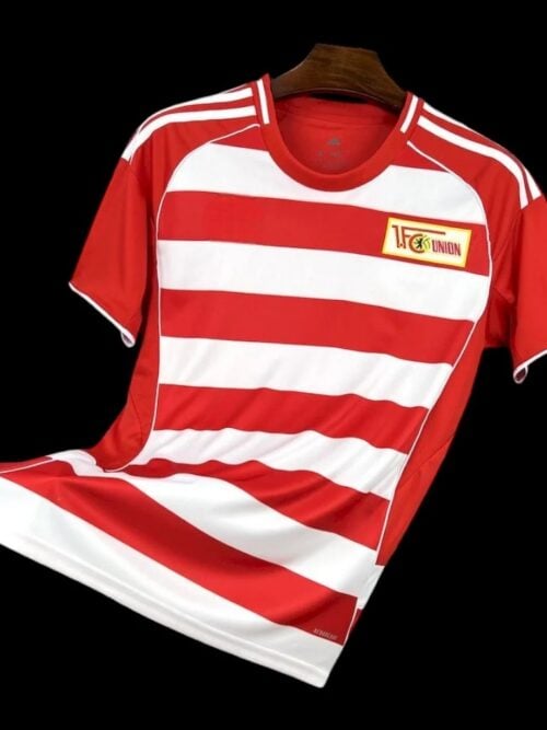 Camiseta de casa del Union Berlin 25/26
