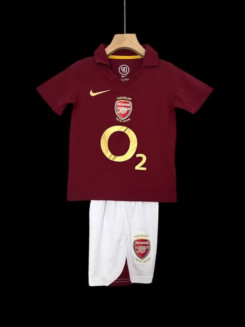 Arsenal Jersey Retro 05/06 - Infantil