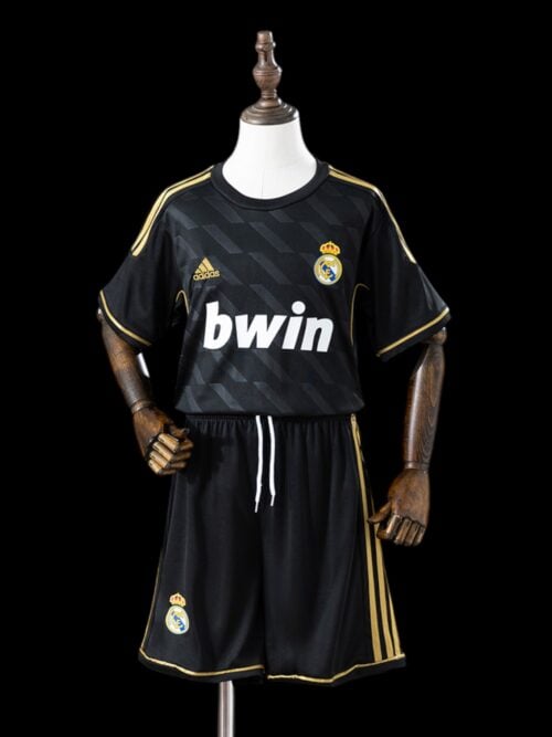 R.Madrid Jersey Retro 12/13 - Infantil