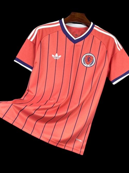 Escocia jersey de visitante 26/27