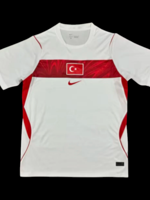 Equipación local de Turquía 26/27