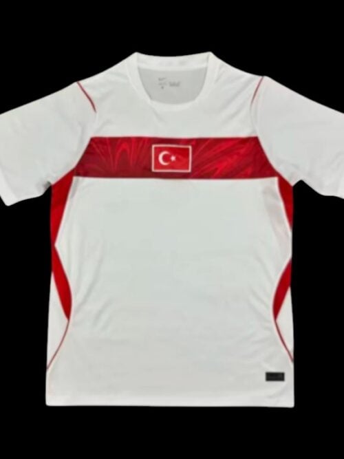 Equipación local de Turquía 26/27
