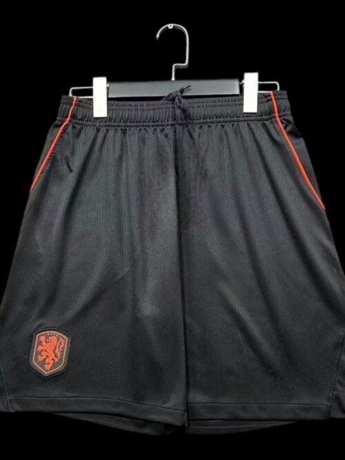 Países Bajos: Pantalones cortos de exterior 26/27