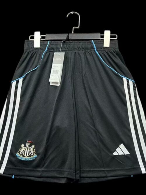 Newcastle Short Domicile 25/26
