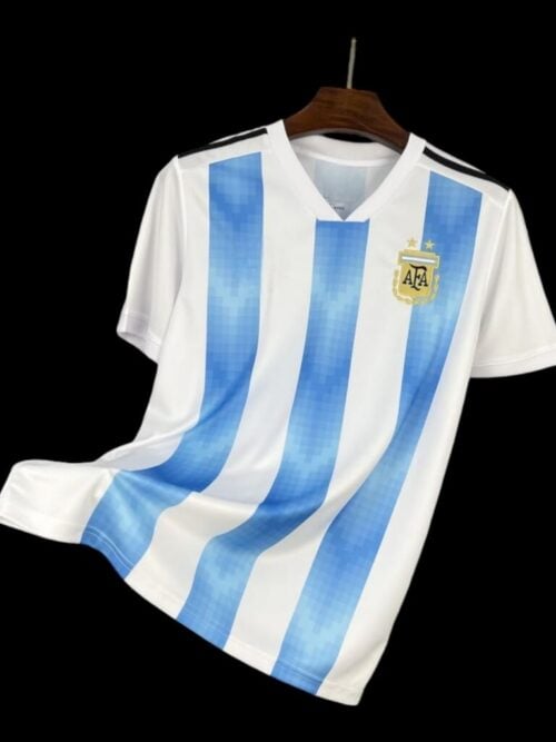 Camiseta local de Argentina retro 2018