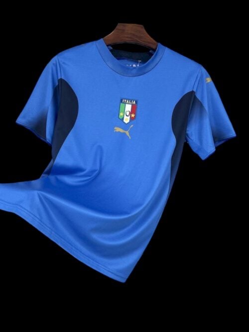 Italia jersey de casa retro 2006