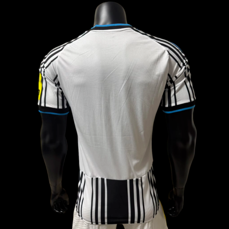 Newcastle Maillot Domicile 26/27 - Version Player - Maxi Kits
