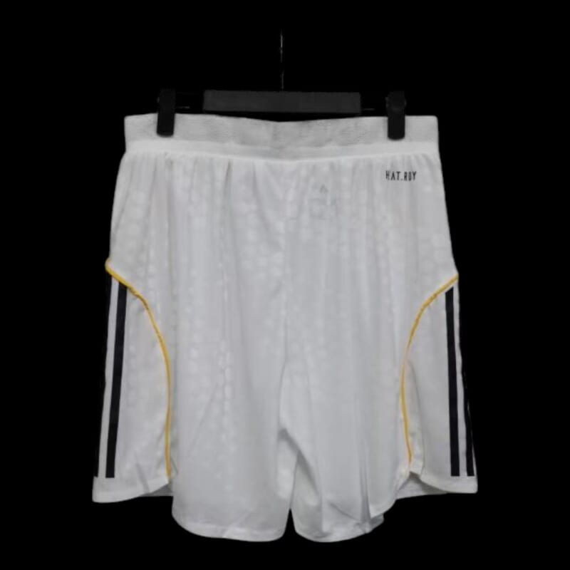Real Madrid Short Domicile 25/26 – Image 3