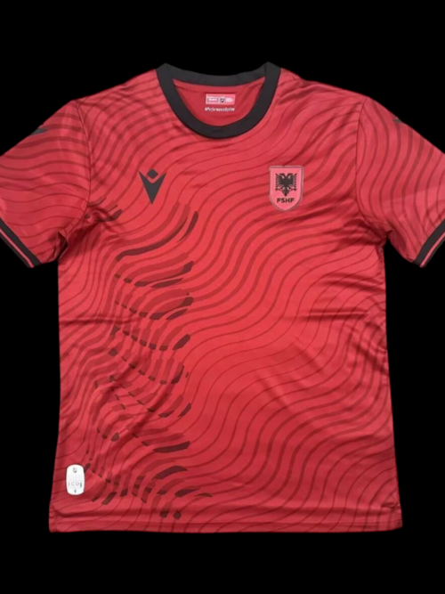 Camiseta local de Albania 26/27
