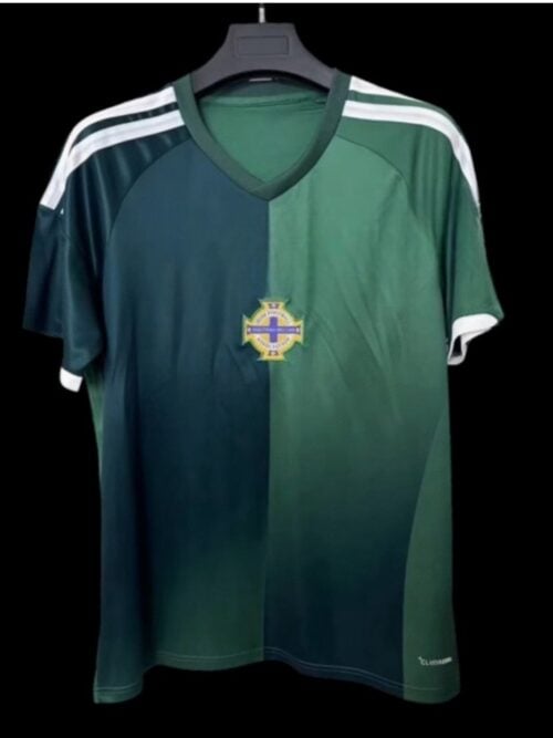 Irlande du Nord Maillot Domicile 26/27