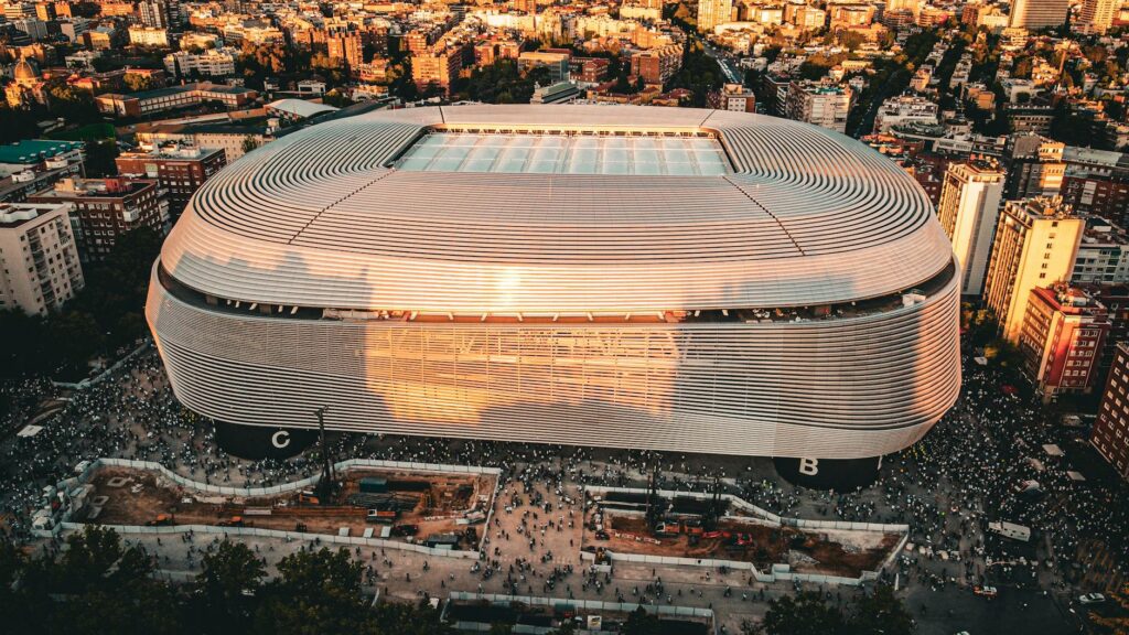 Storia del Real Madrid, facciata esterna dello stadio Santiago Bernabéu a Madrid