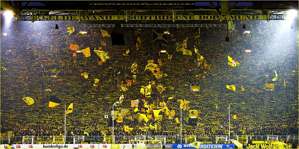 Le mur jaune, tribune Sud du Signal Iduna Park
