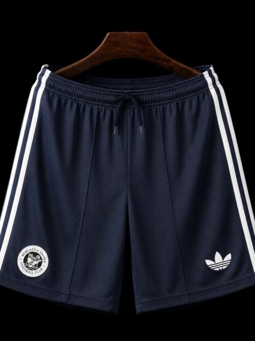 Newcastle Short Extérieur 26/27
